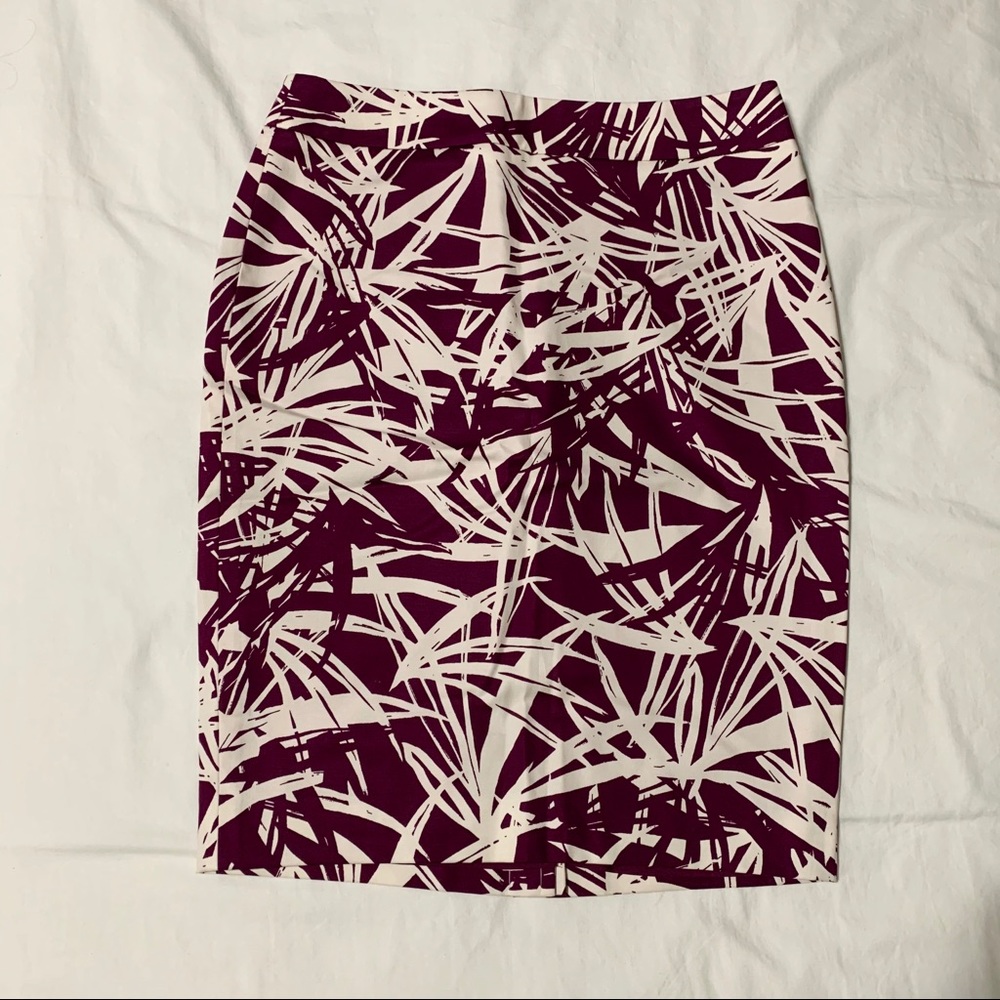 NWOT! LOFT White & Magenta/Purple Pencil Skirt